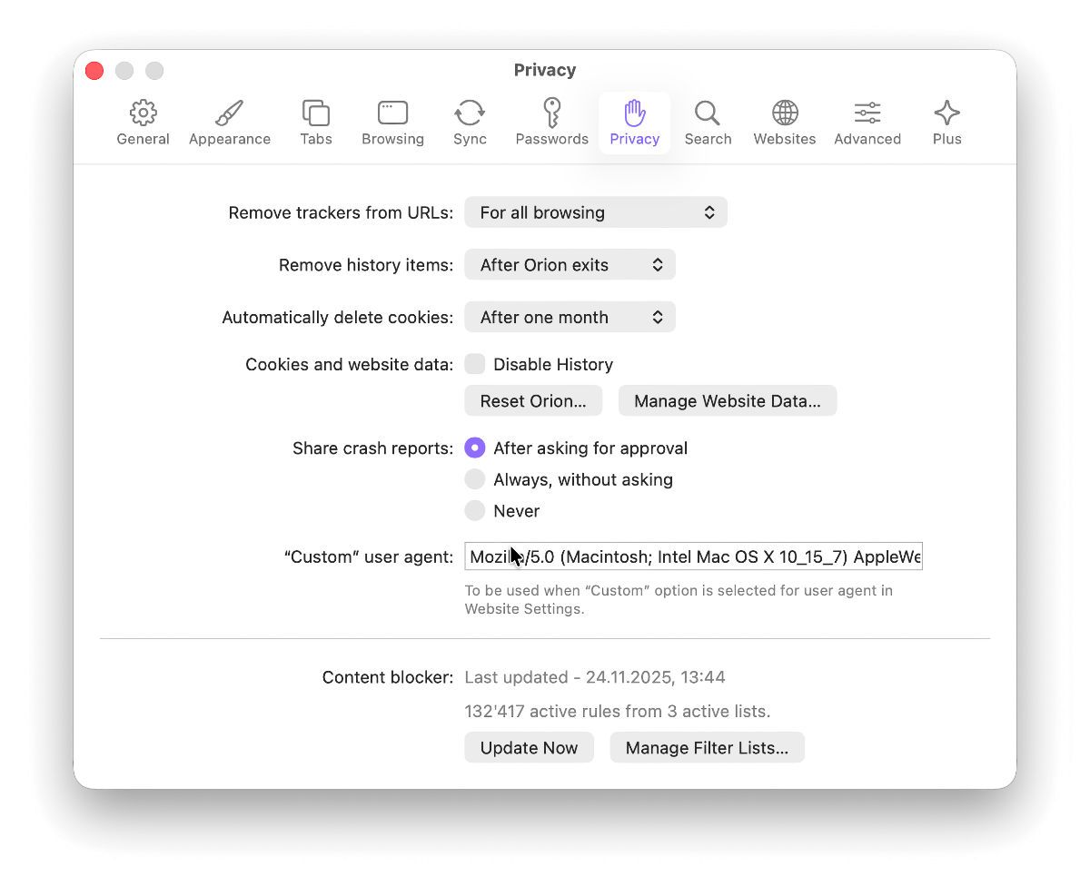 Orion browser Privacy settings panel showing tracker removal, history deletion, cookie management, crash report options, and content blocker configuration.