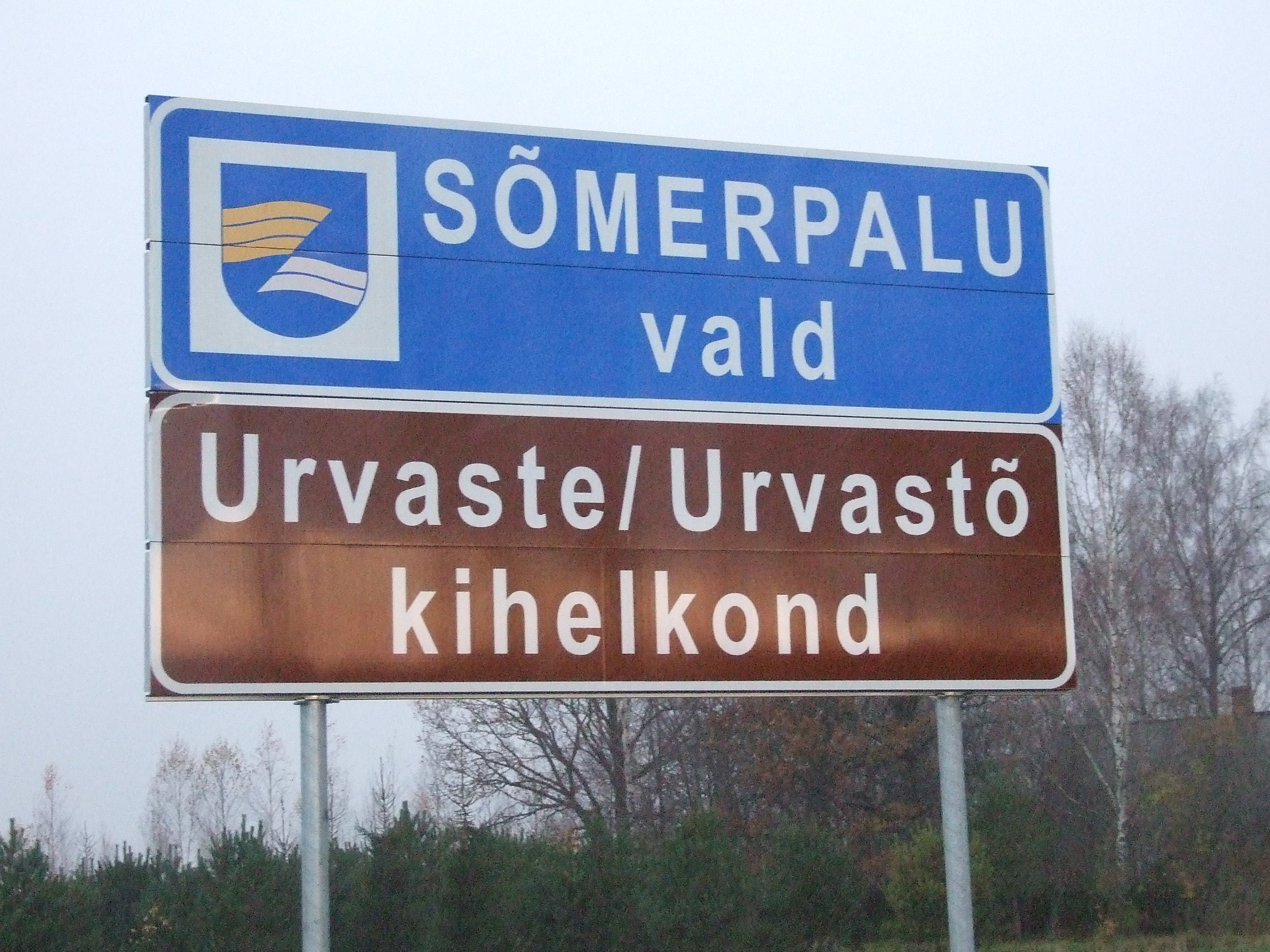 estonian-voro-bilingual-parish-sign.jpg